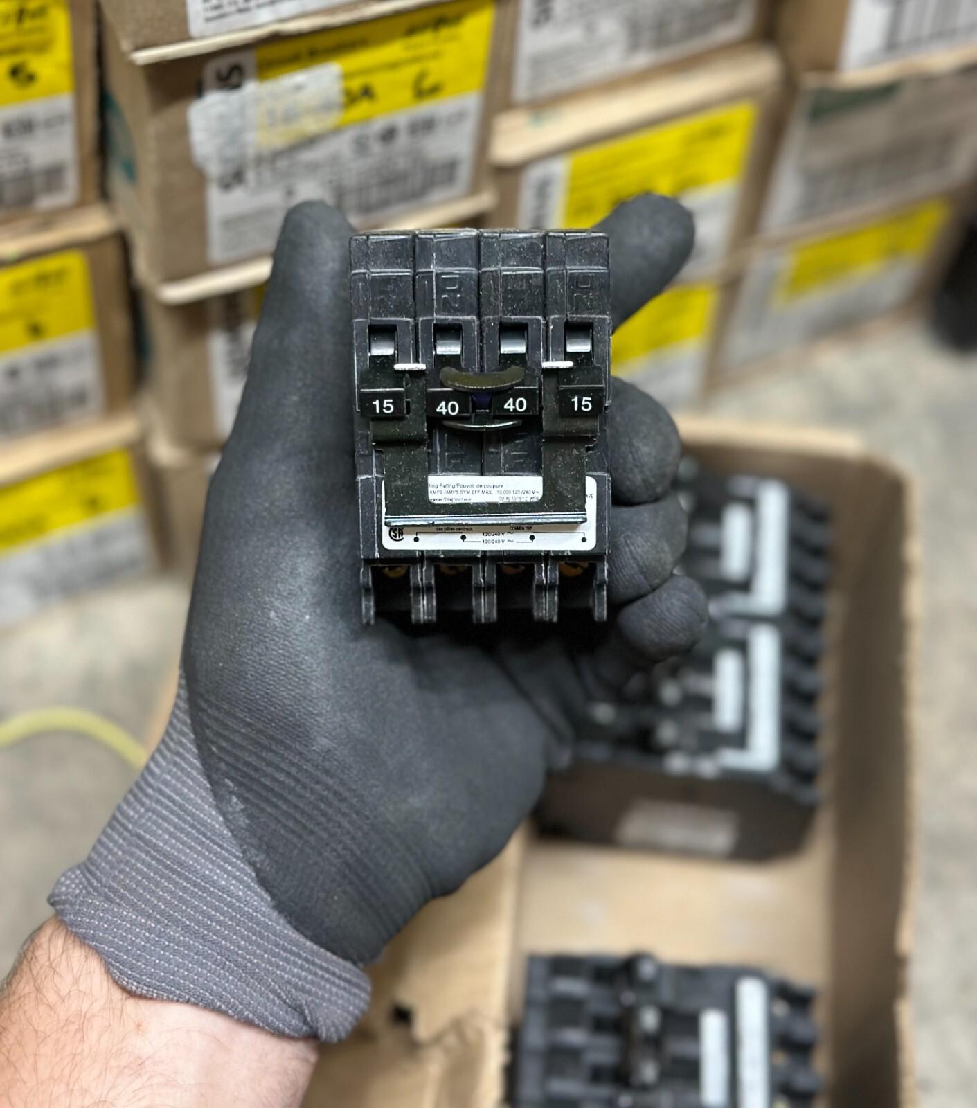 Q21540CT2 One-2 Pole 15 Amp One-2 Pole 40 Amp 120V