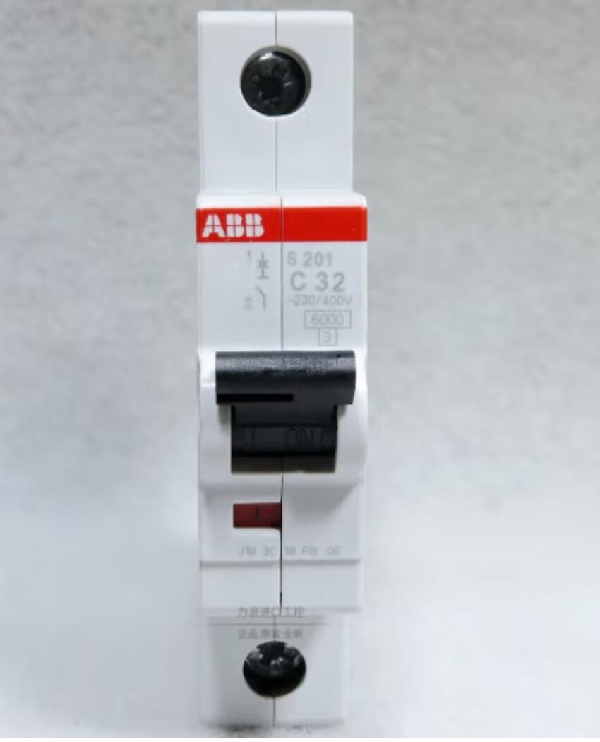 S201-C32 32A 277V Pole Miniature Circuit Breaker Feed-Thru 6kA@277V S200