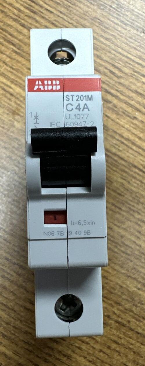 ST201MC4A 1P 4A 253VAC CIRCUIT BREAKER GUARANTEED**