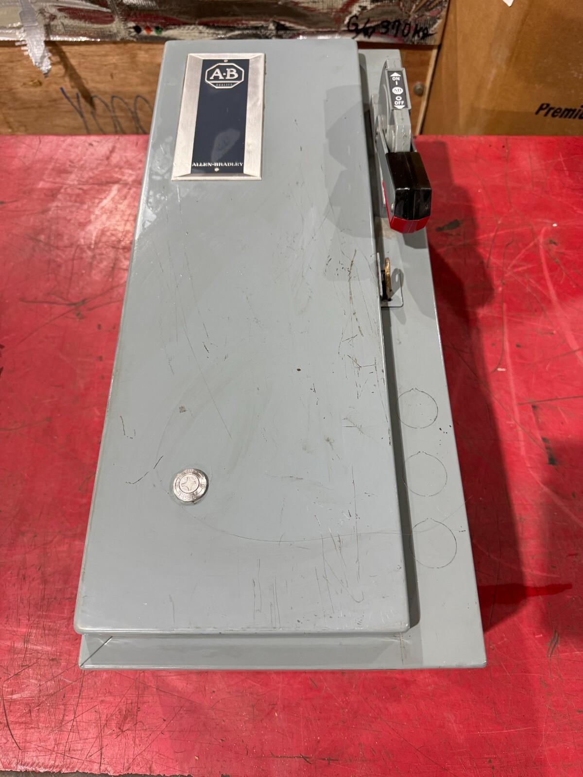 BRADLEY SIZE COMBINATION STARTER 115/120V COIL 512-AAAD-24R SERIES