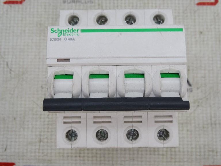 A9F79440 CIRCUIT BREAKER