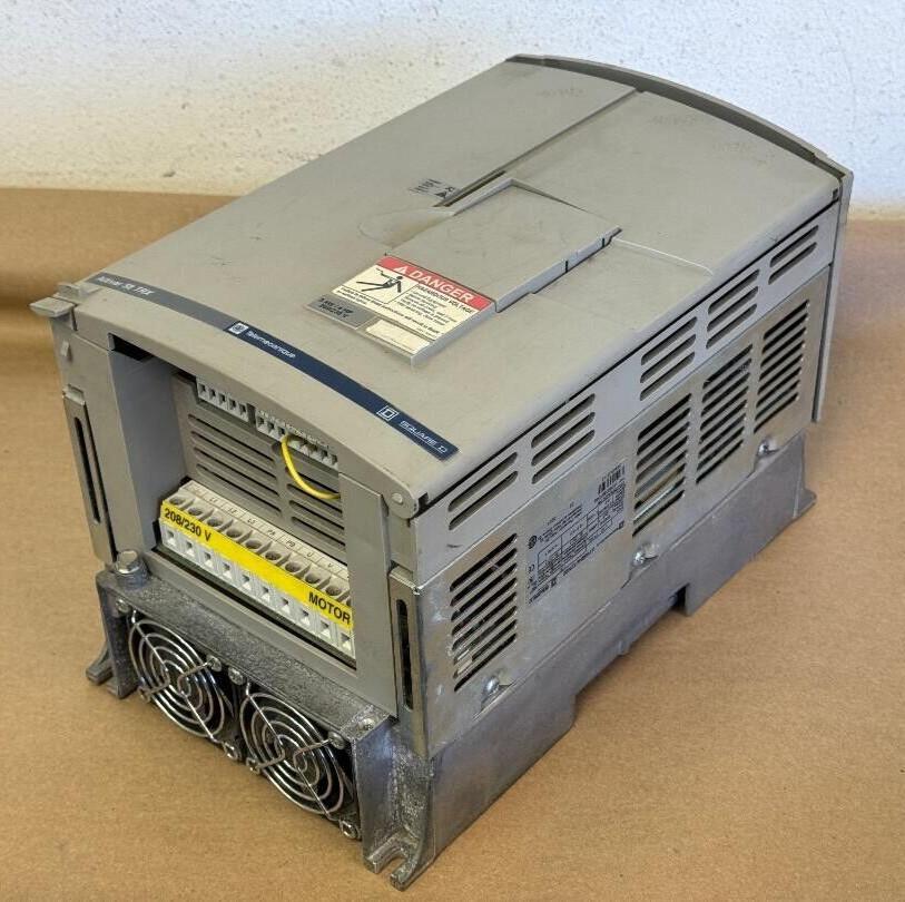 DRIVE ALTIVAR 58 TRX ATV58HU72M2Z 208/230V SQUARE D FOR PARTS