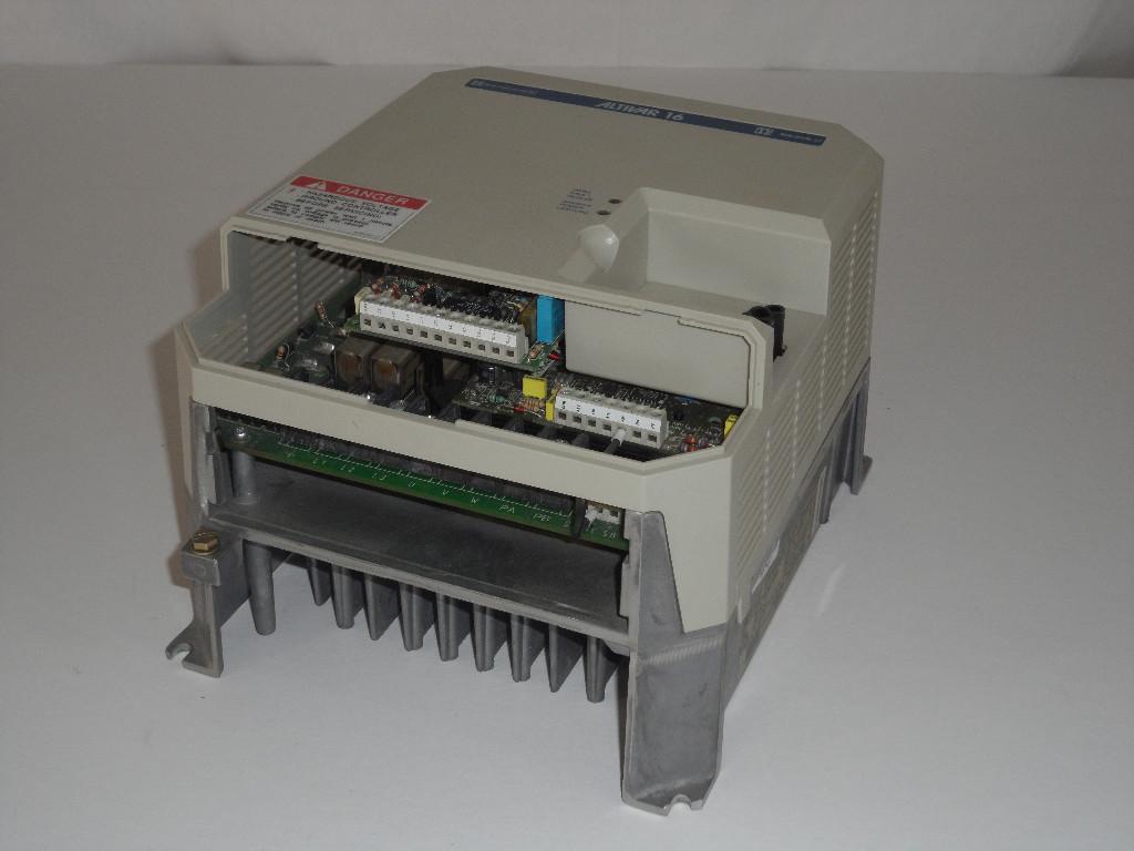 Telemecanique Altivar 16 ATV16U54N4 Phase Drive
