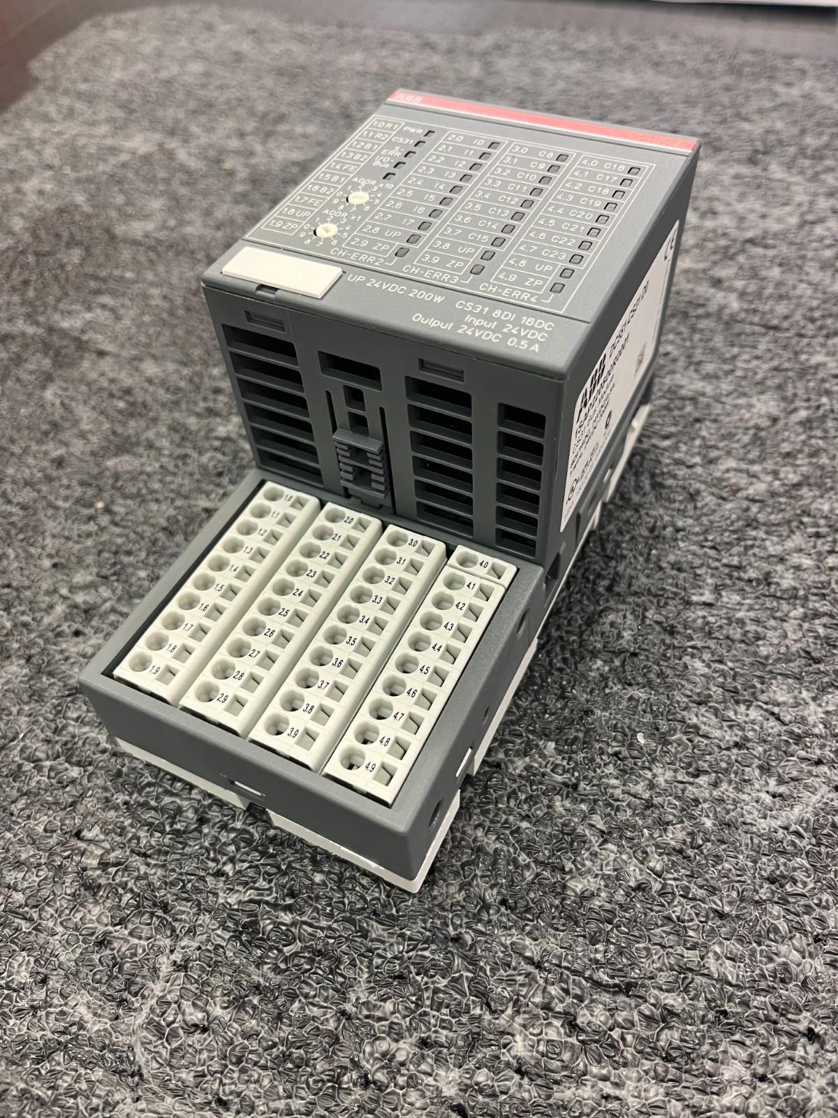 DC551 1SAP220500R0001 CS31 BUS MODULE