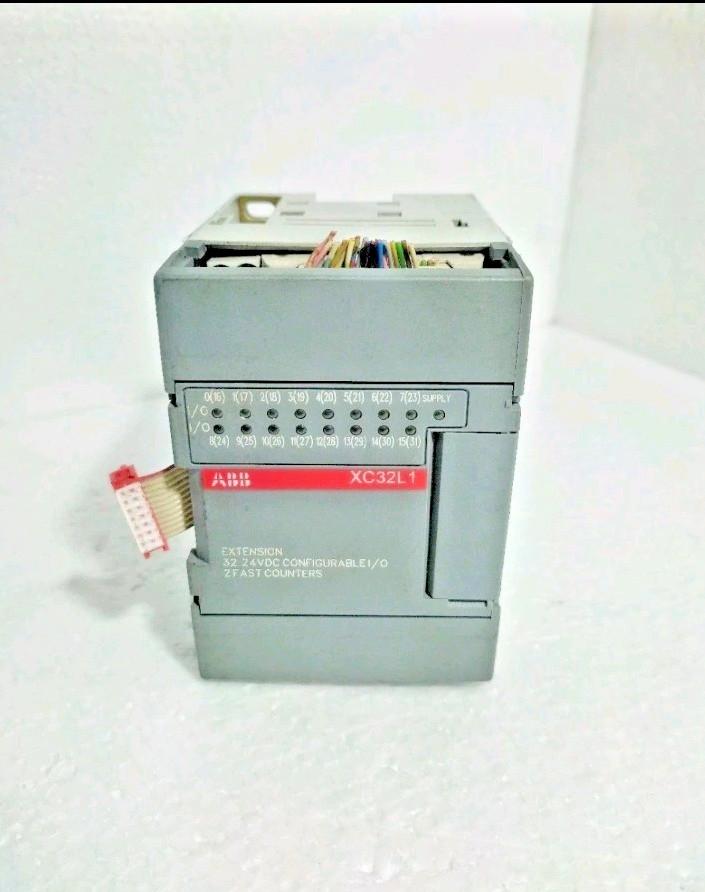 XC32L1 EXTENSION I/O MODULE 1SBP260110R1001 XC32L1-B4.0