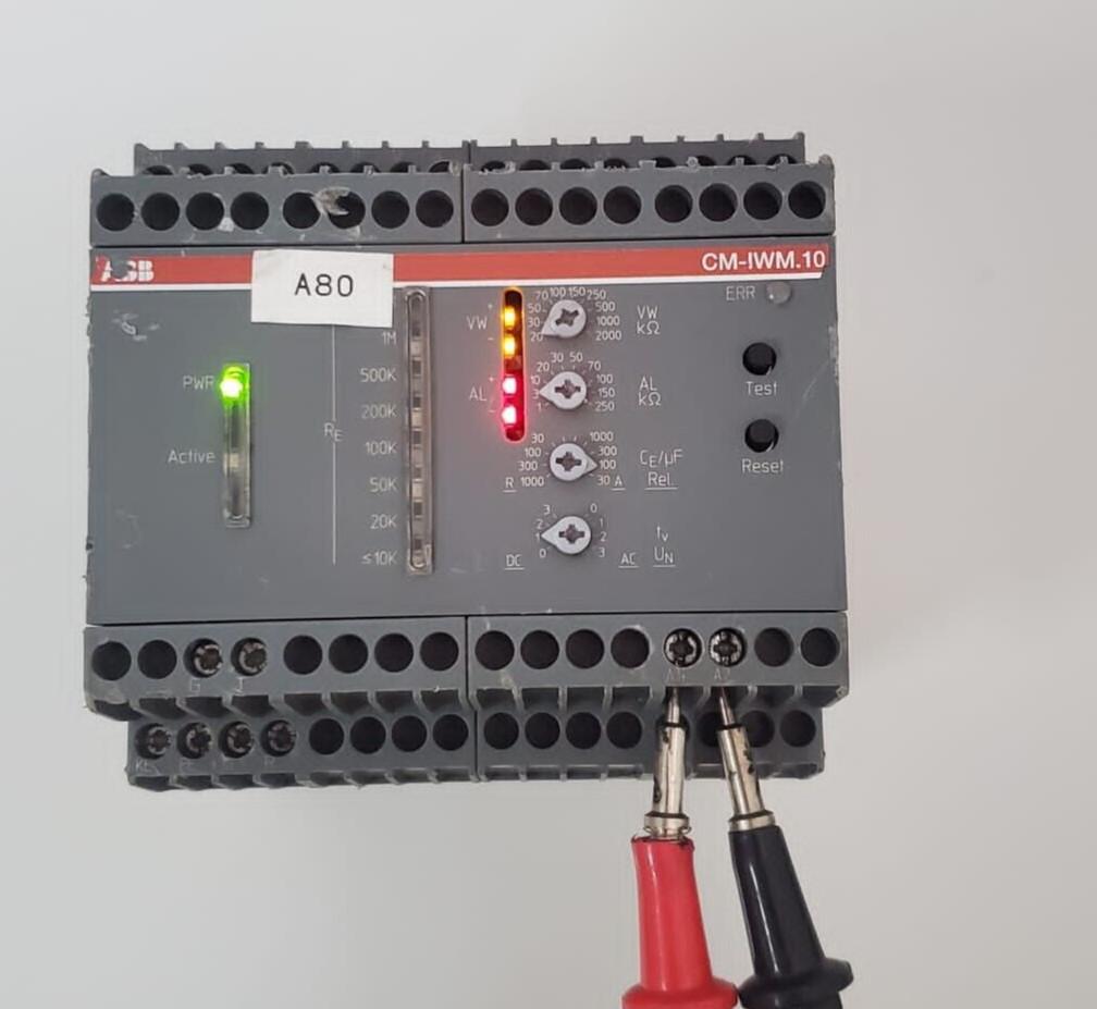 CM-IWM.10 INSULATION MONITORING RELAY S/N: 1SVR470670R1000 GERMANY