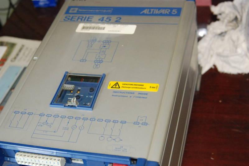 Altivar5, ATV452U22N, 3hp 460v, 3P 1-80hz