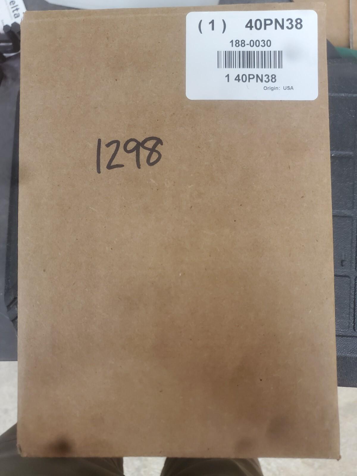 NIB: 188-0030 Thermostat 60-85Deg Range Heat/Cool 40 SCIM