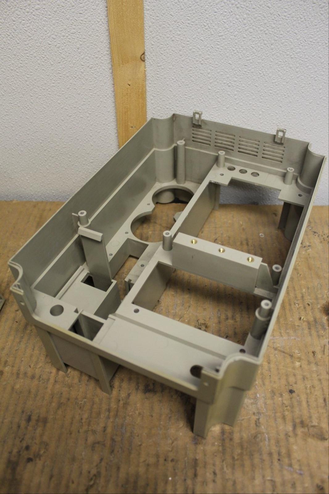 TELEMECANIQUE ALTIVAR 18 AC DRIVE PLASTIC COVER HOUSING ATV18U90N4
