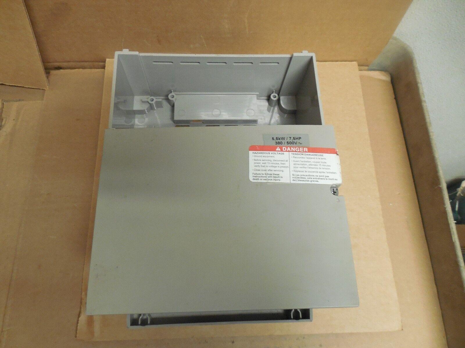 AC DRIVE COVER ATV31HU55N4