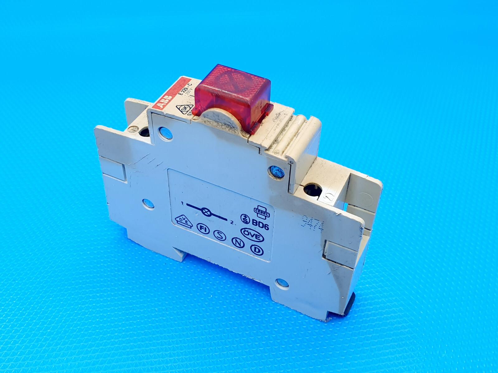 E229-C Indicator Red 250V Inc VAT