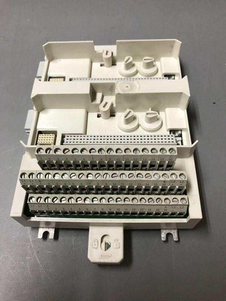 TU843 MODULE TERMINATION UNIT 3BSE021443R1