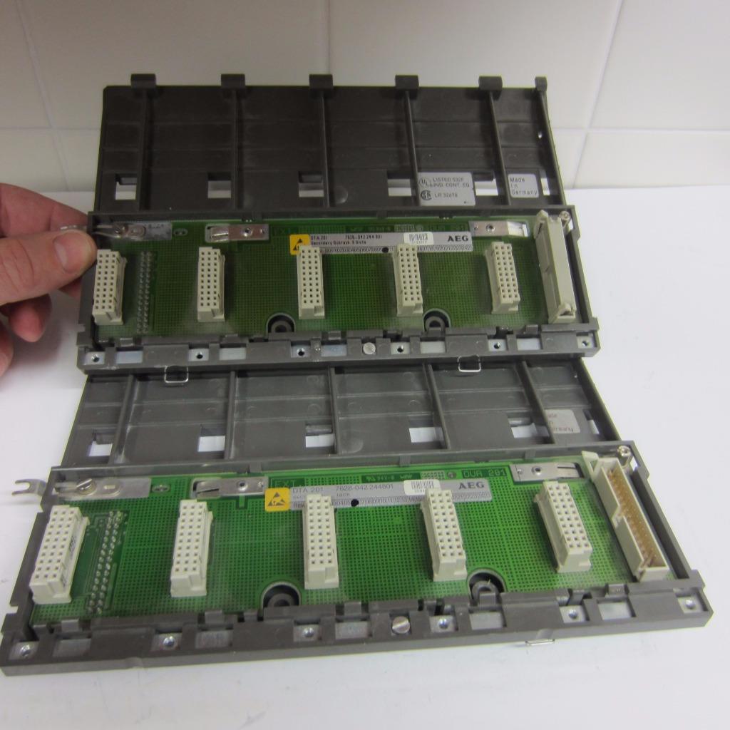 Schneider Modicon COMPACT DTA201 DTA-201 AS-HDTA-201 Secondary 5Slot Subrack
