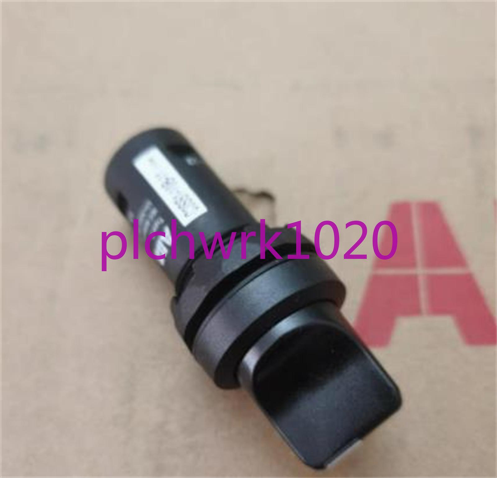 C3SS1-10B-11 Three bit Selector Switches