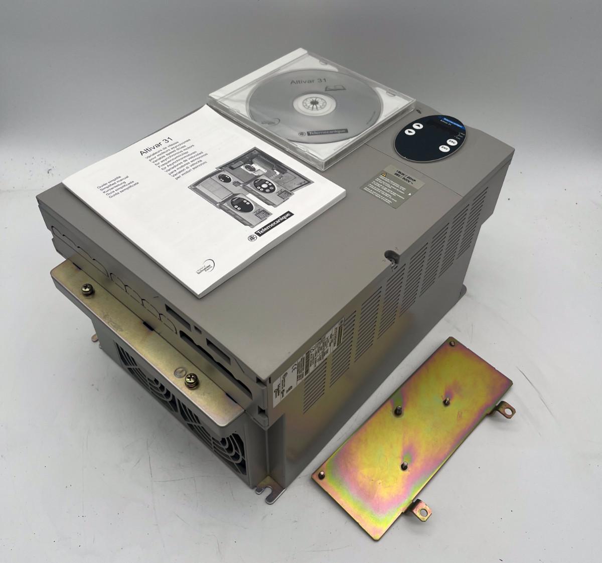 Telemecanique Altivar 31 ATV31HD15N4 15kW 400V 20HP V1.7 IE 15