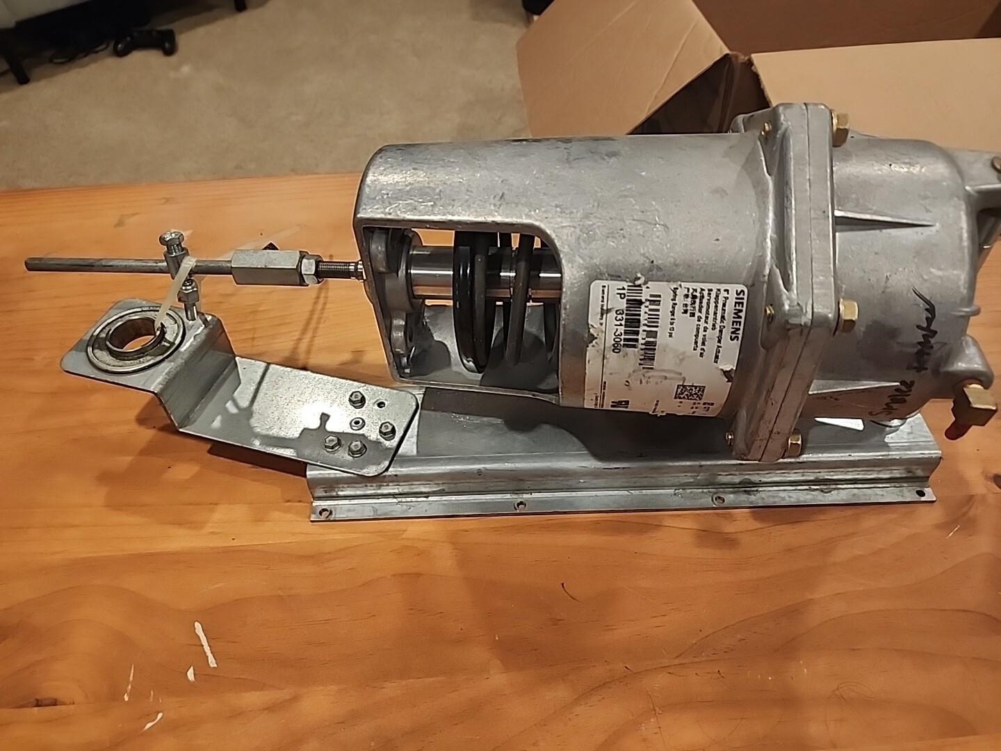 3322856 Pneumatic Damper Actuator 6"