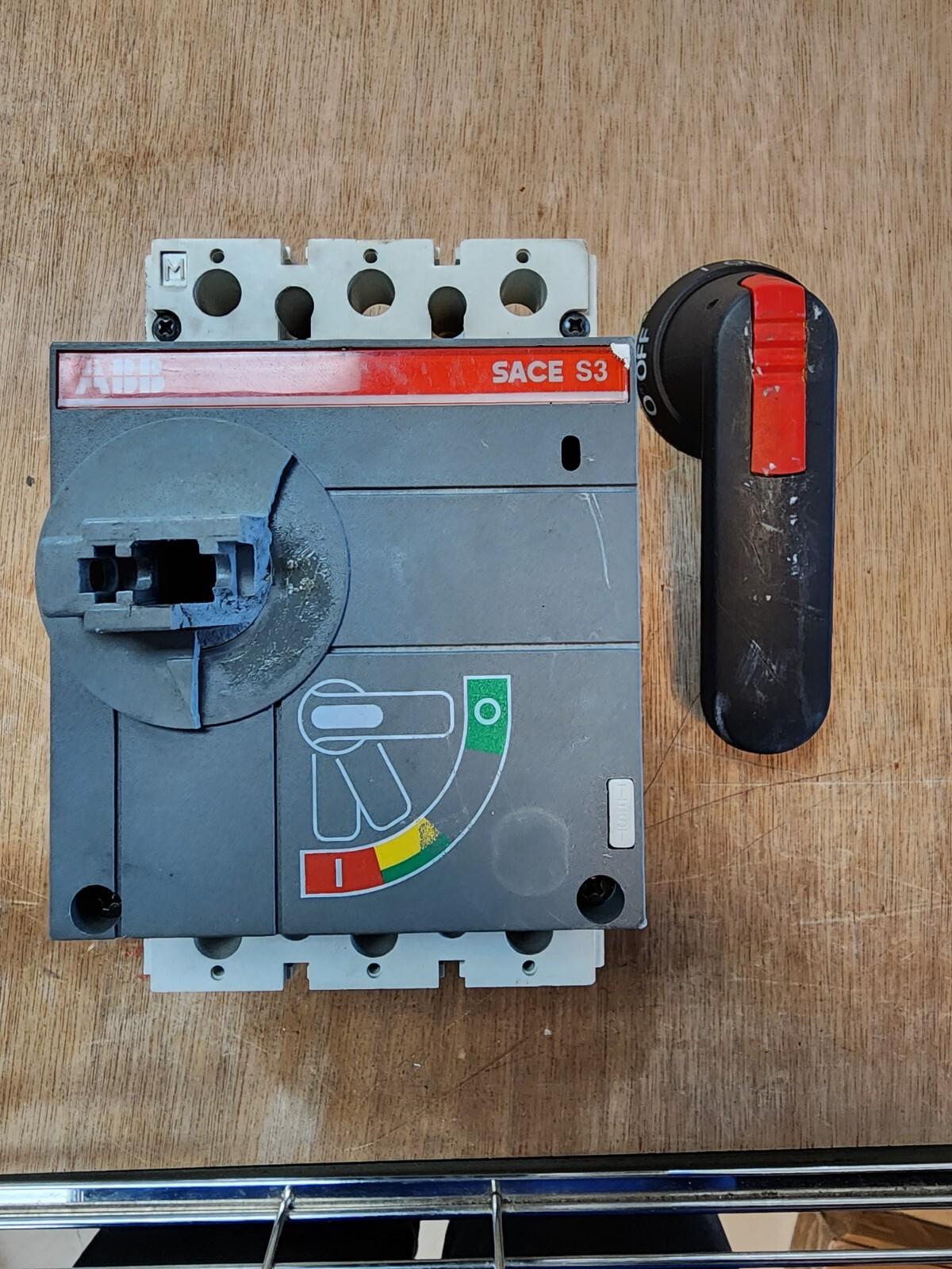 Sace S3N Bolt-On Circuit Breaker 40A 600VAC 3P Damaged