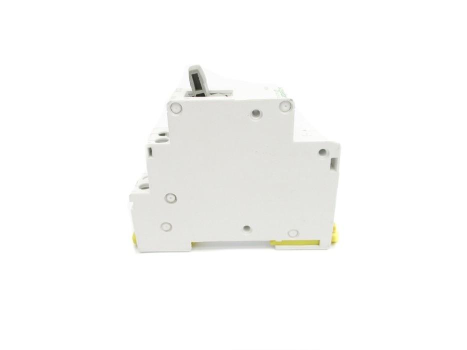 A9E18070 20A 250V NSNP