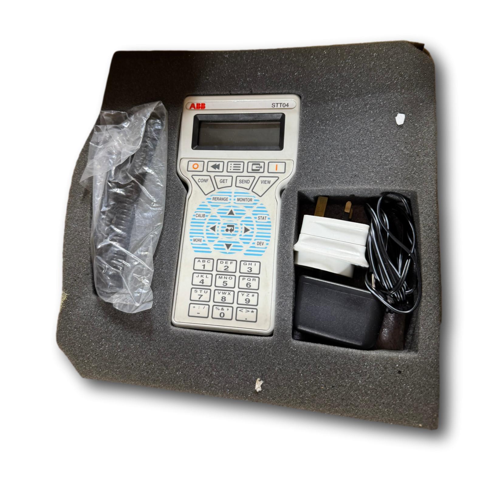 STT04 Bailey Smart Temperature Transmitter Terminal Programmer B148