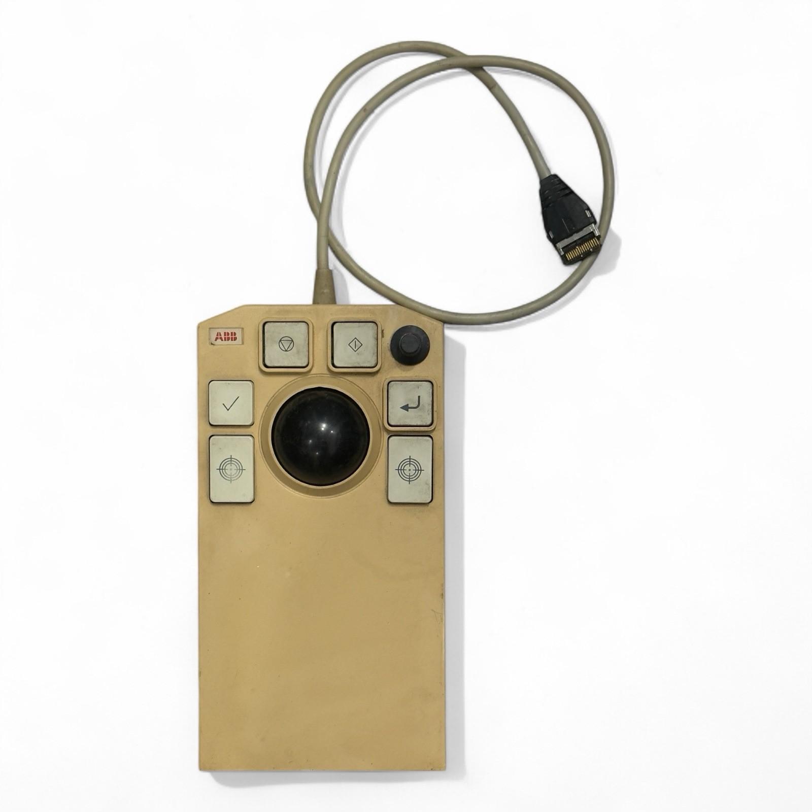 IH 581/B Trackball Controller 3BSC 640 008 R1
