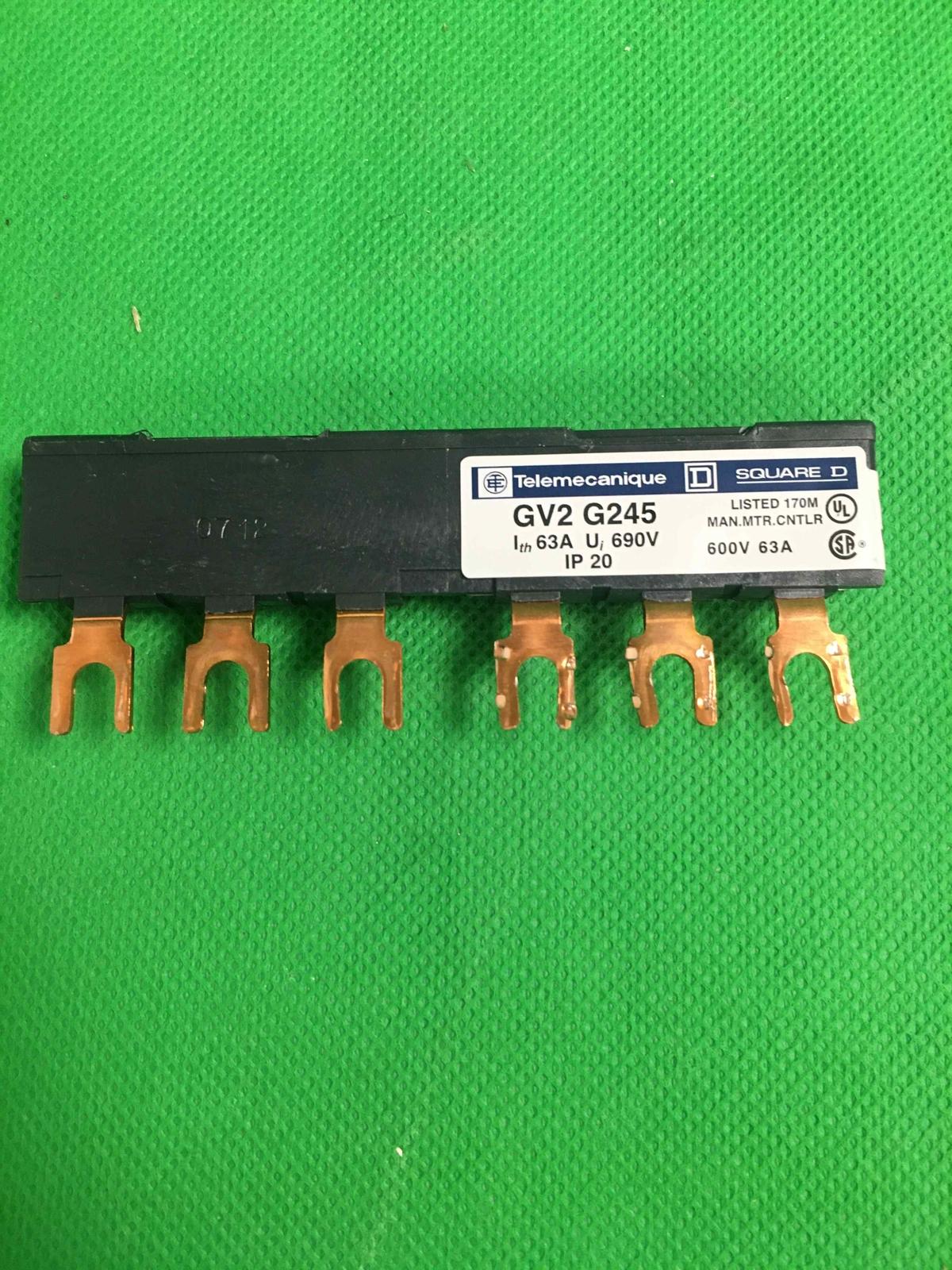 Linergy FT, Comb busbar, 63A, 2 tap-offs, 45mm pitch