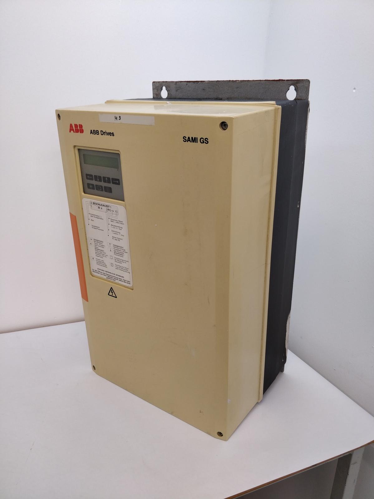 ACS501-025-3-00P500000 Variateur