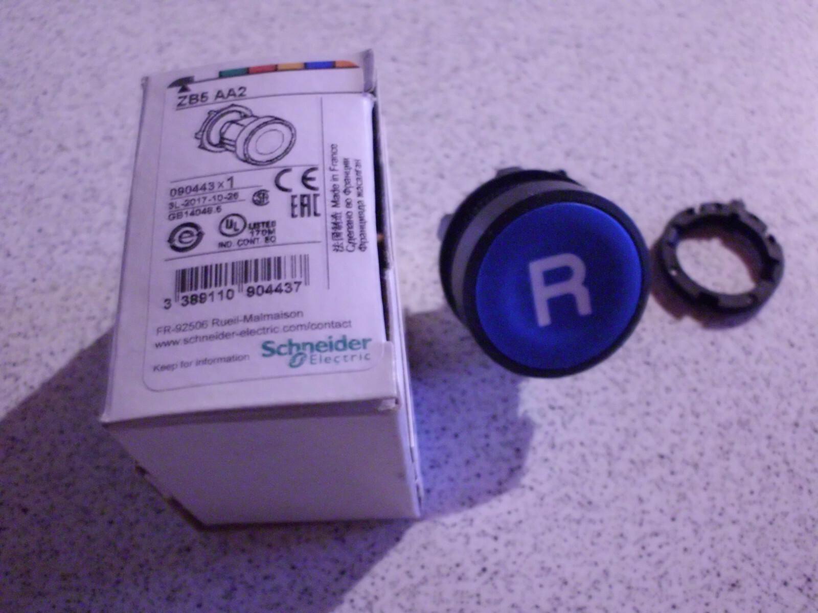 Harmony, 22mm Push Button, flush push button head, spring return, black, unmarked