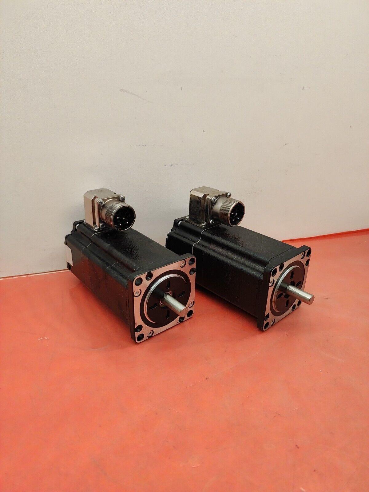 3-phase stepper motor - 1.7 Nm - shaft Ã˜8mm - L=79mm - without brake - connector