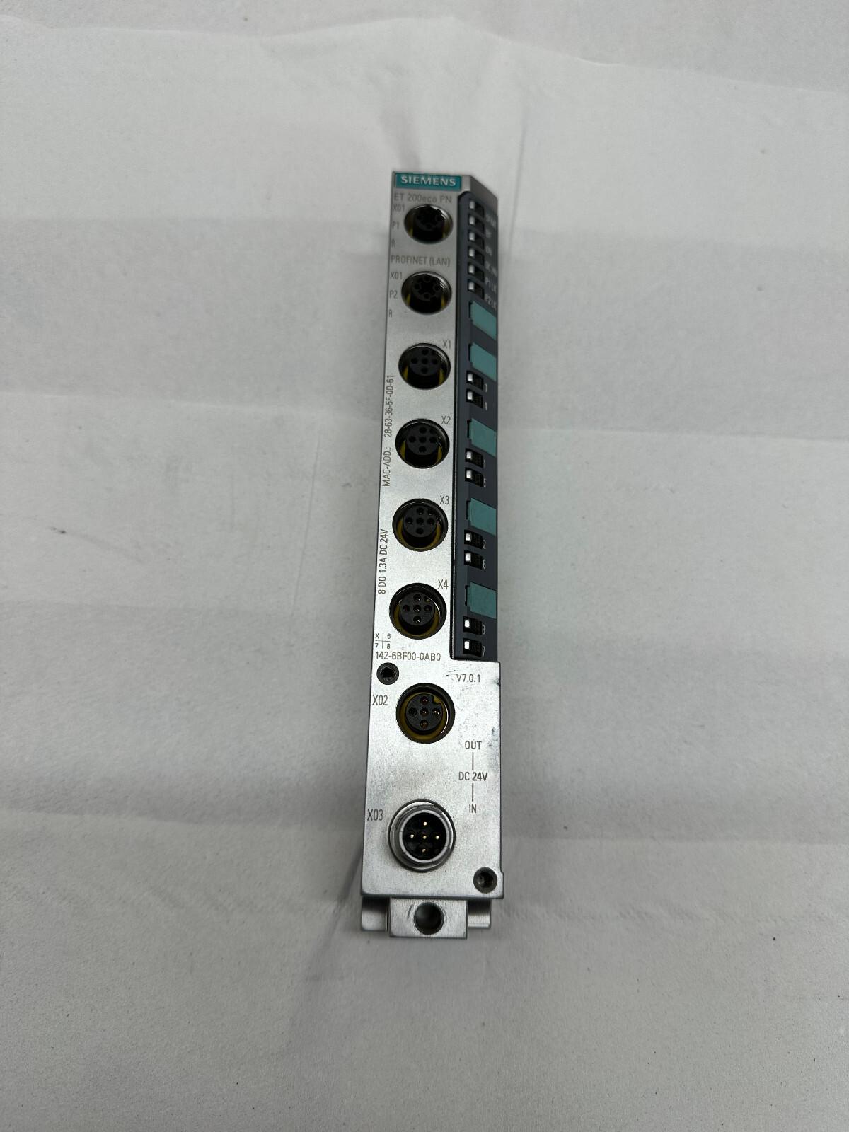 ET200ECO PN, 8DO, DC24V/1, 3A, 4XM12