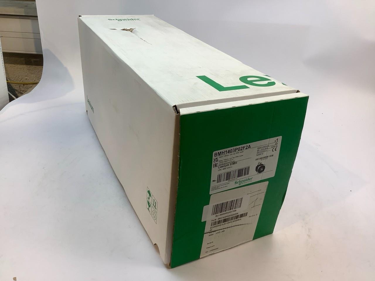 servo motor BMH, Lexium 32, 24Nm, 4000rpm, untapped shaft, with brake, IP54, 128 multiturn encoder, 3 phases