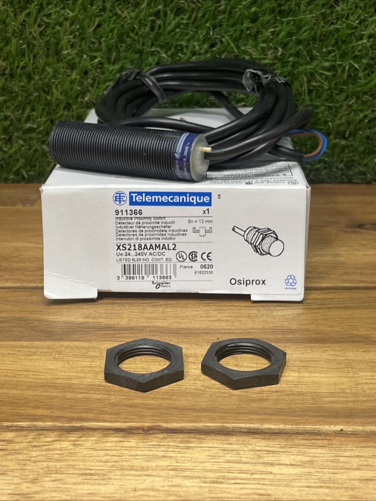 Inductive proximity sensors XS, inductive sensor XS2 M18, L60mm, PPS, Sn12mm, 24...240VAC/DC, cable 2 m