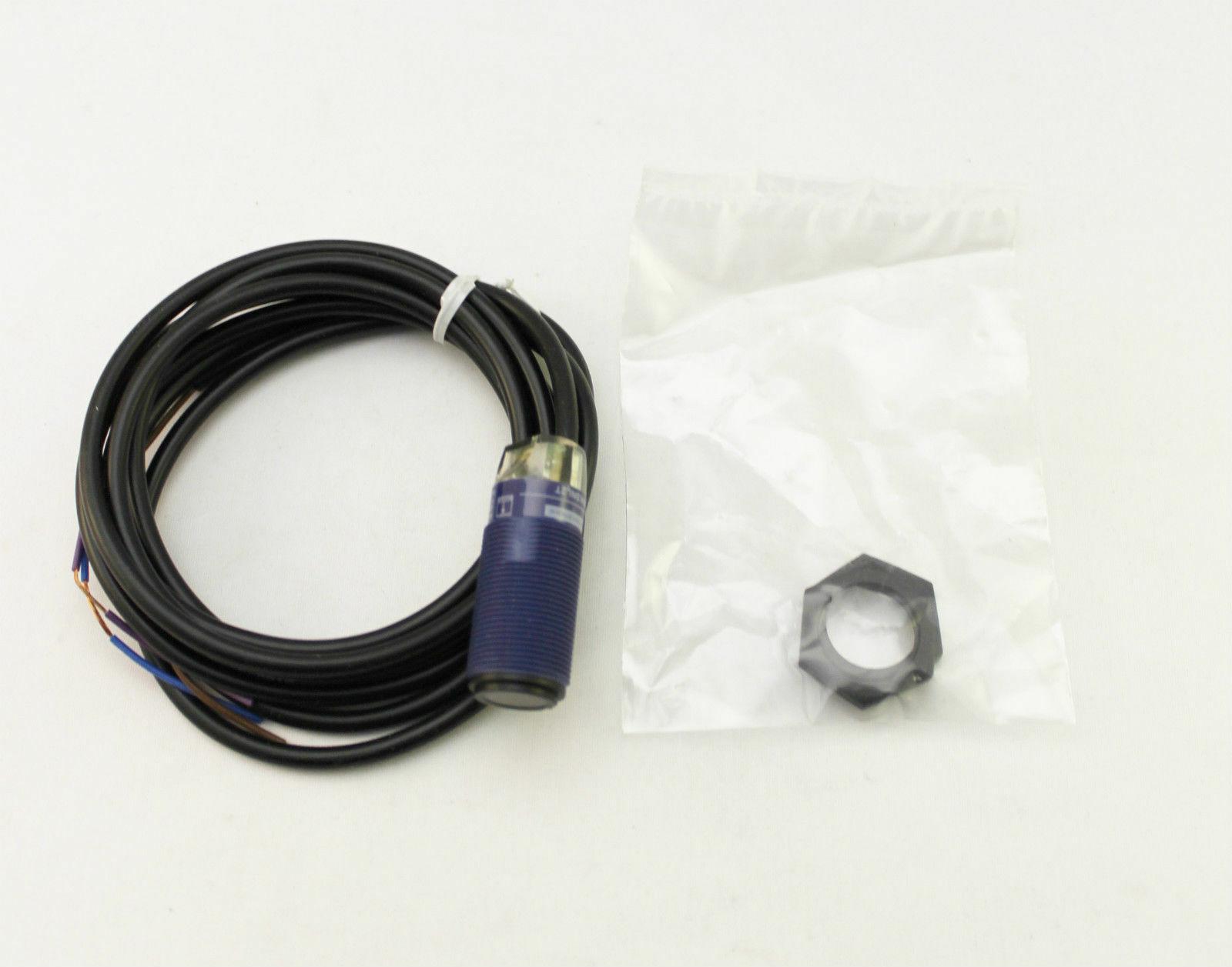 Photoelectric sensors XU, XUB, emitter, 12...24 VDC, cable 2 m