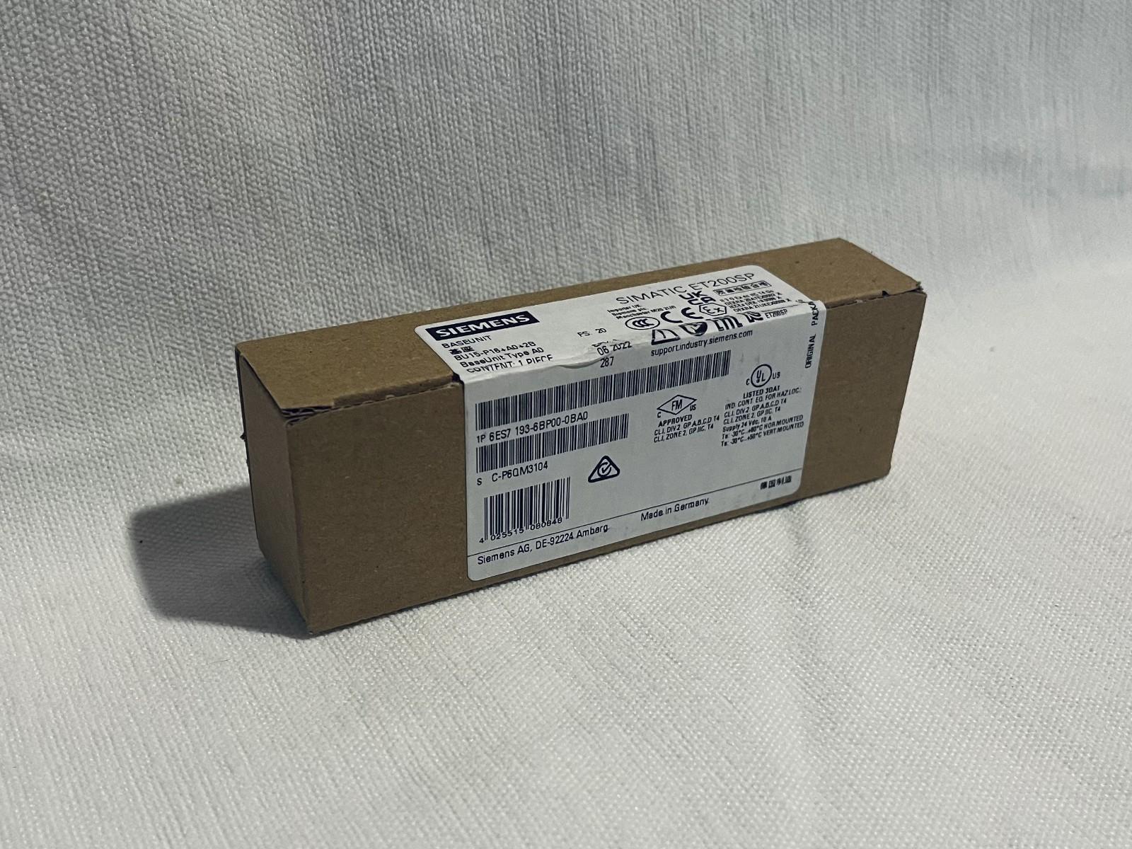 SIMATIC ET 200SP, BaseUnit BU15-P16+A0+2B, BU type A0, Push-in Terminals, Without AUX Terminals, Bridged to the Left, WxH: 15x 117 mm