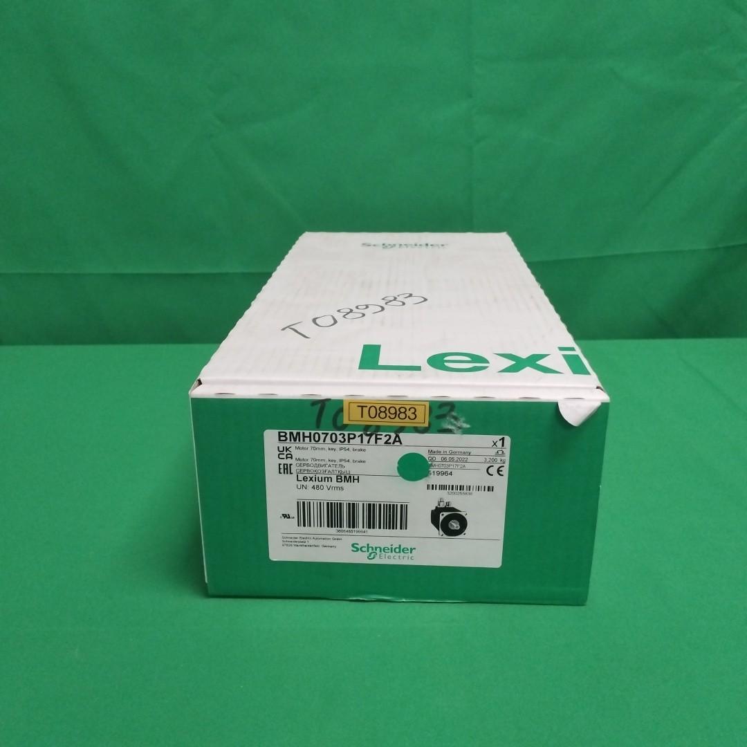 servo motor BMH, Lexium 32, 3.4Nm, 8000rpm, keyed shaft, with brake, IP54, 16 multiturn encoder, 3 phases