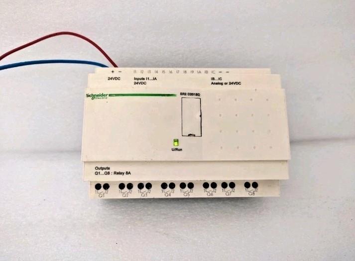 compact smart relay, Zelio Logic SR2 SR3, 20 IO, 24V DC, no clock, no display