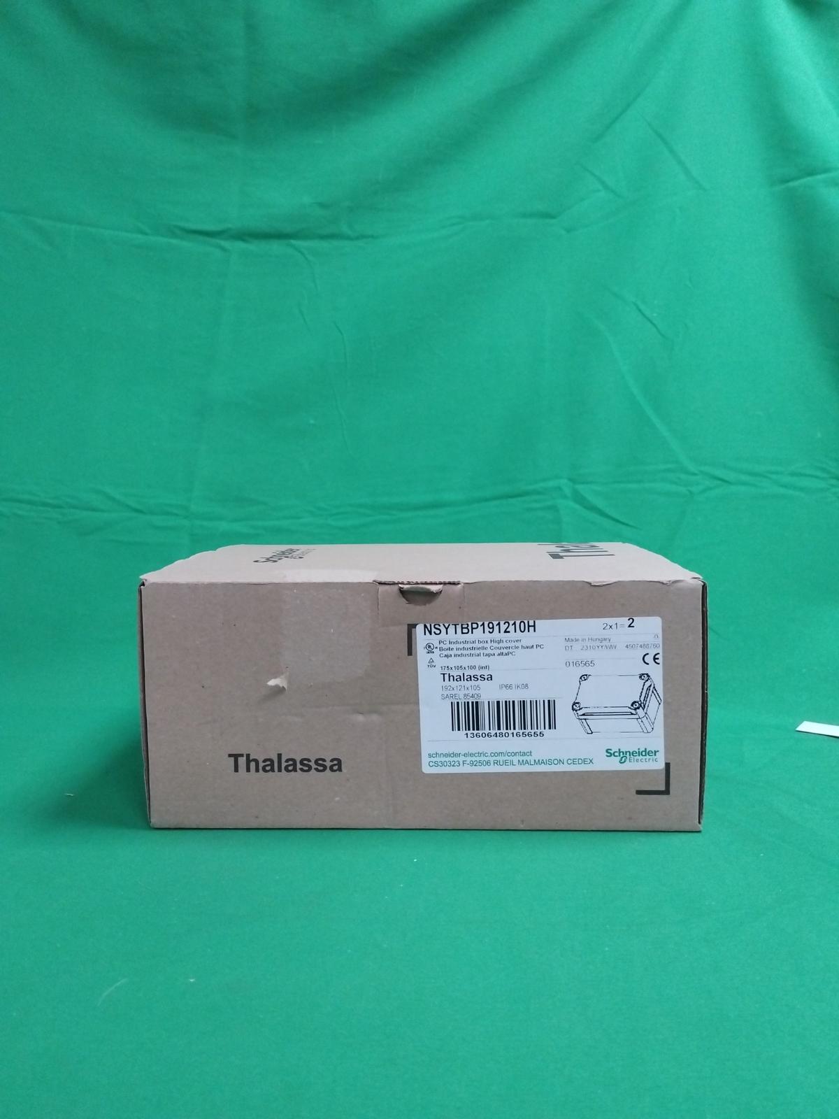 PC box IP66 IK08 RAL7035 Int.H175W105D100 Ext.H192W121D105 opaque PC cover H40