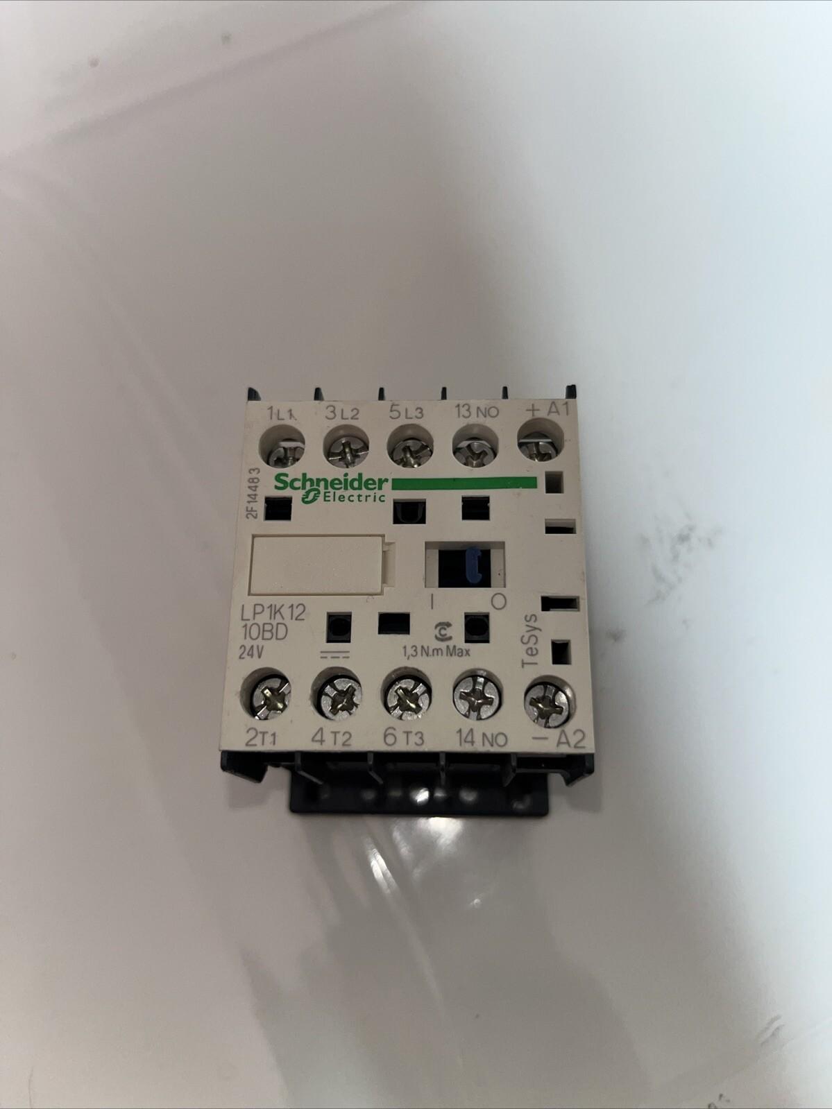 Contactor, TeSys K, 3P, AC-3, lt or eq to 440V, 12A, 1 NO aux, 24VDC coil