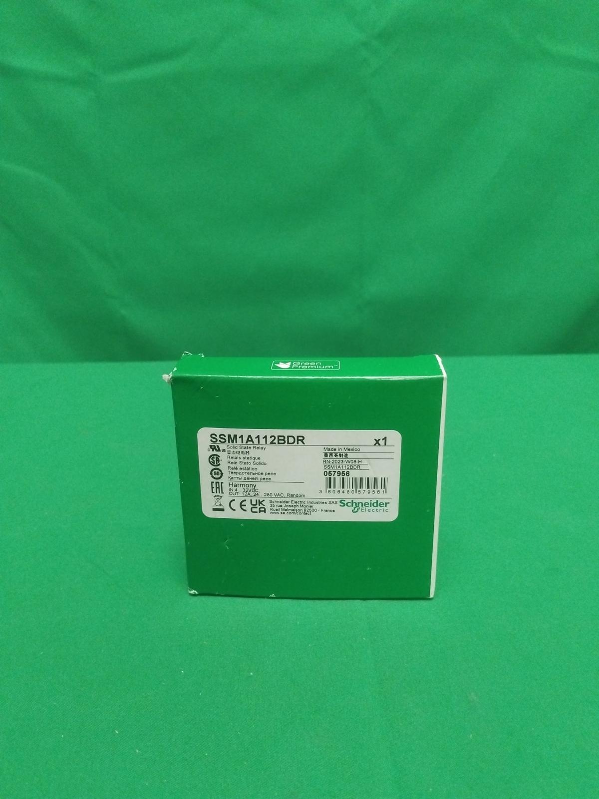 single phase relay, Harmony Solid State Slim Relays, 12A, DIN rail mount, random swtching, input 4 to 32V DC, output 24 to 280V AC