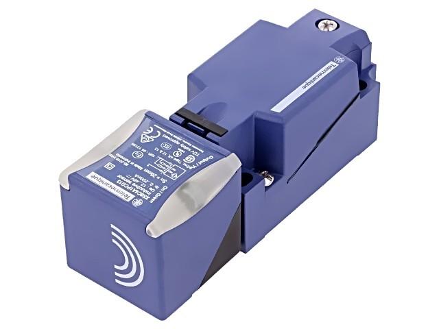 Inductive proximity sensors XS, inductive sensor XS8 40x40x117, PBT, Sn20 mm, 12...48 VDC, terminals