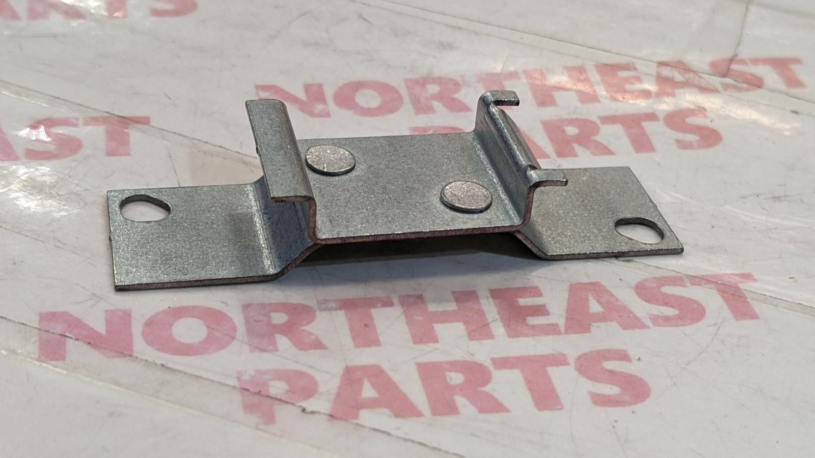 ADP.01 ADAPTER FOR SCREW-MOUNTING