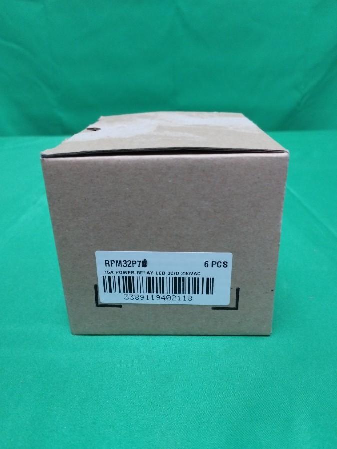 plug-in relay, Harmony electromechanical relays, 15A, 3CO, with LED, lockable test button, 230V AC