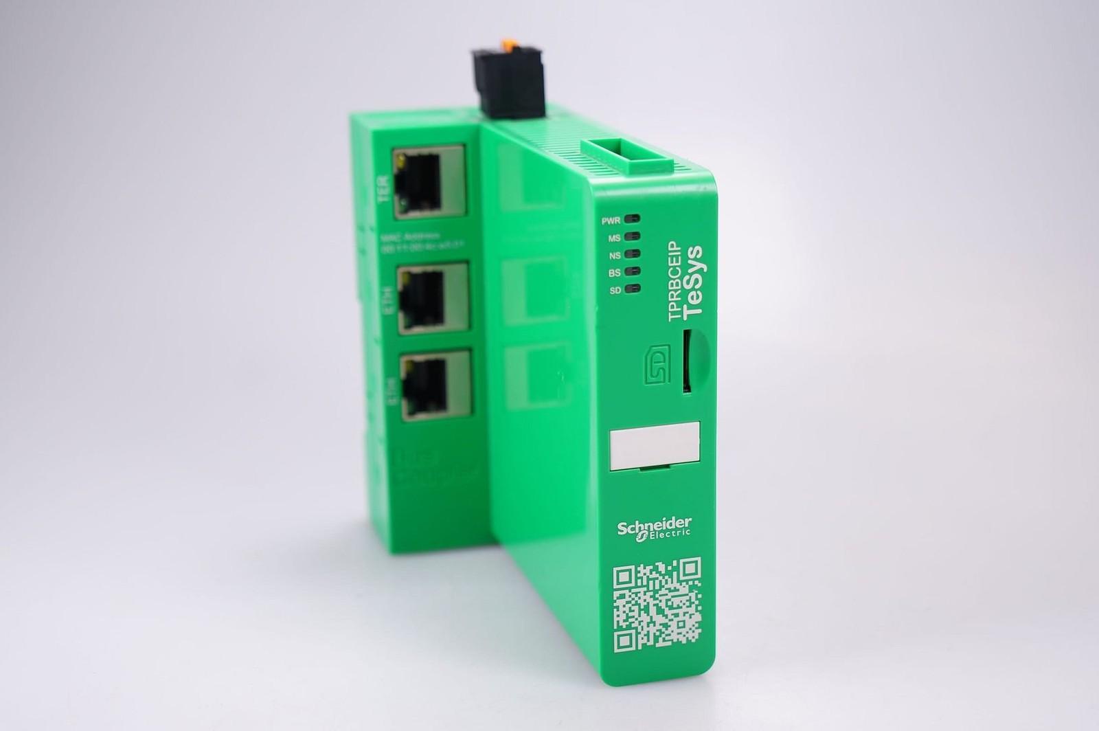 Bus coupler, TeSys island, 24VDC, Ethernet switch (EtherNet IP / Modbus TCP)
