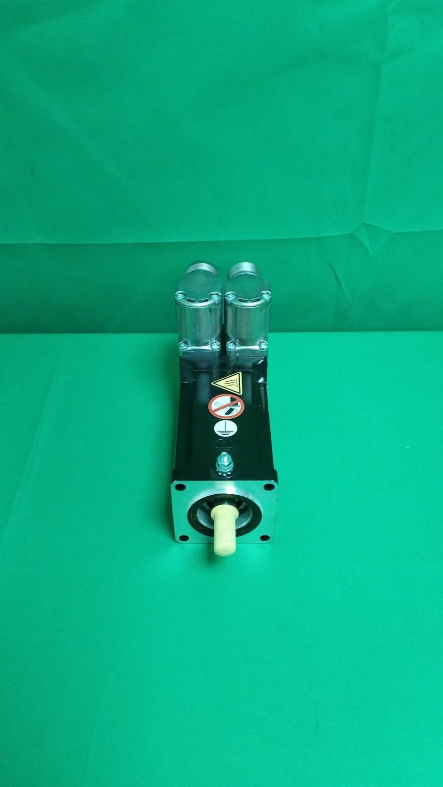 servo motor SH3 055 0,42Nm,nokey,multi,nobrake,90°conn.IP54/IP65,9k RPM