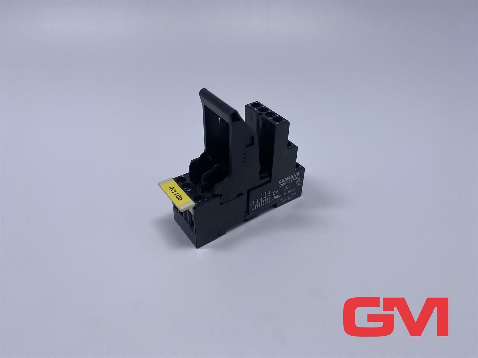 PLUG-IN BASE FOR PT-RELAY