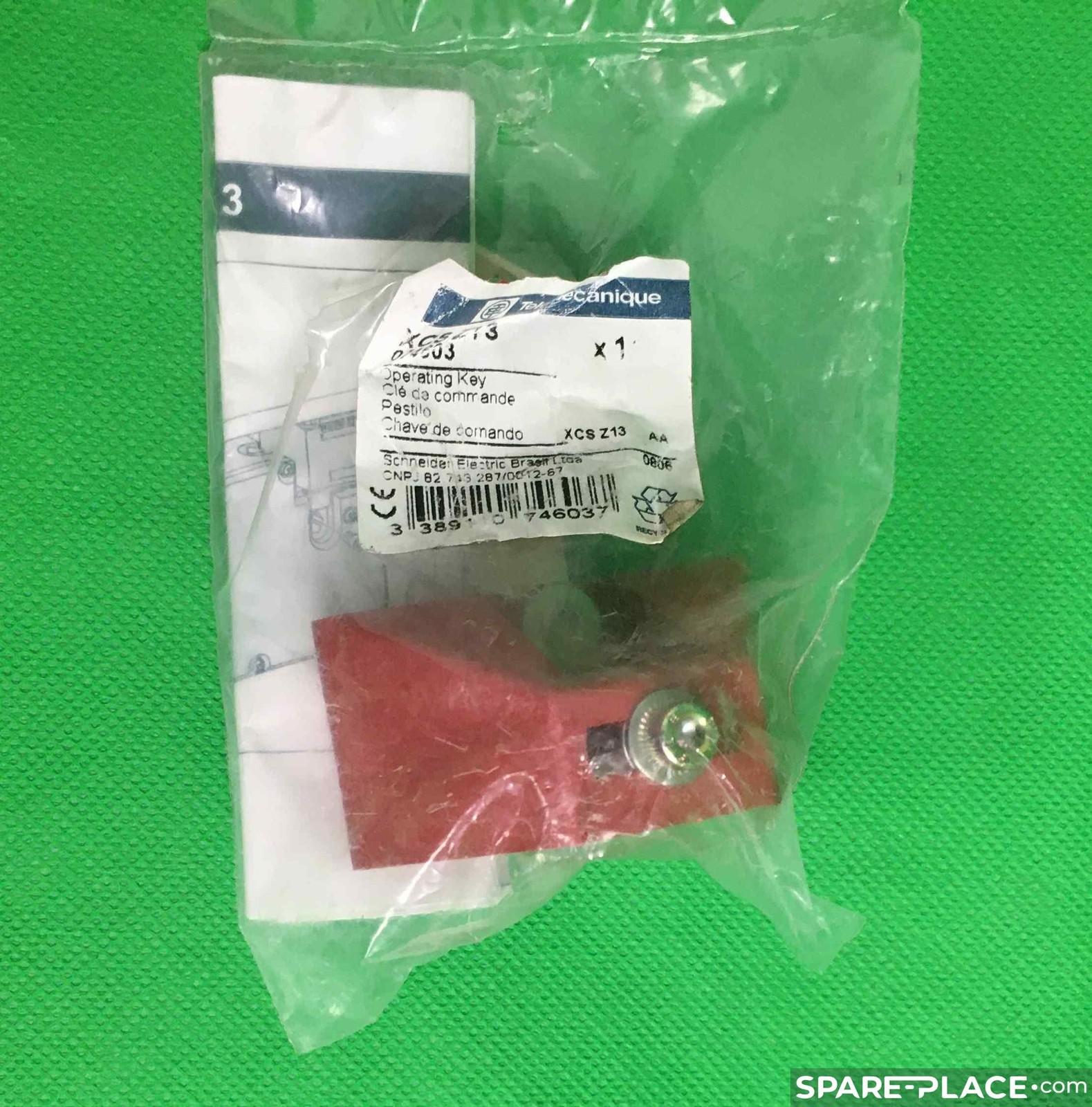 Telemecanique Safety switches XCS, pivoting actuator, for plastic switch