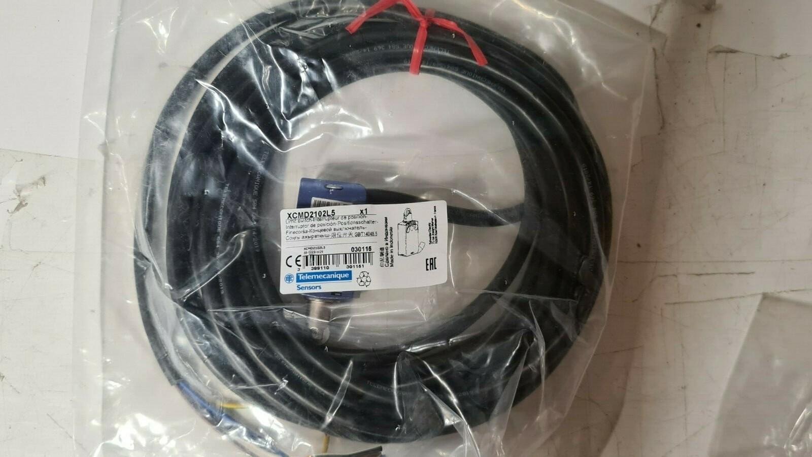 Limit switch, Limit switches XC Standard, XCMD, steel roller plunger, 1NC+1 NO, snap, 5 m