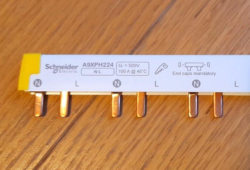 Acti9 - comb busbar - 1L+N - 18 mm pitch - 24 modules - 100 A