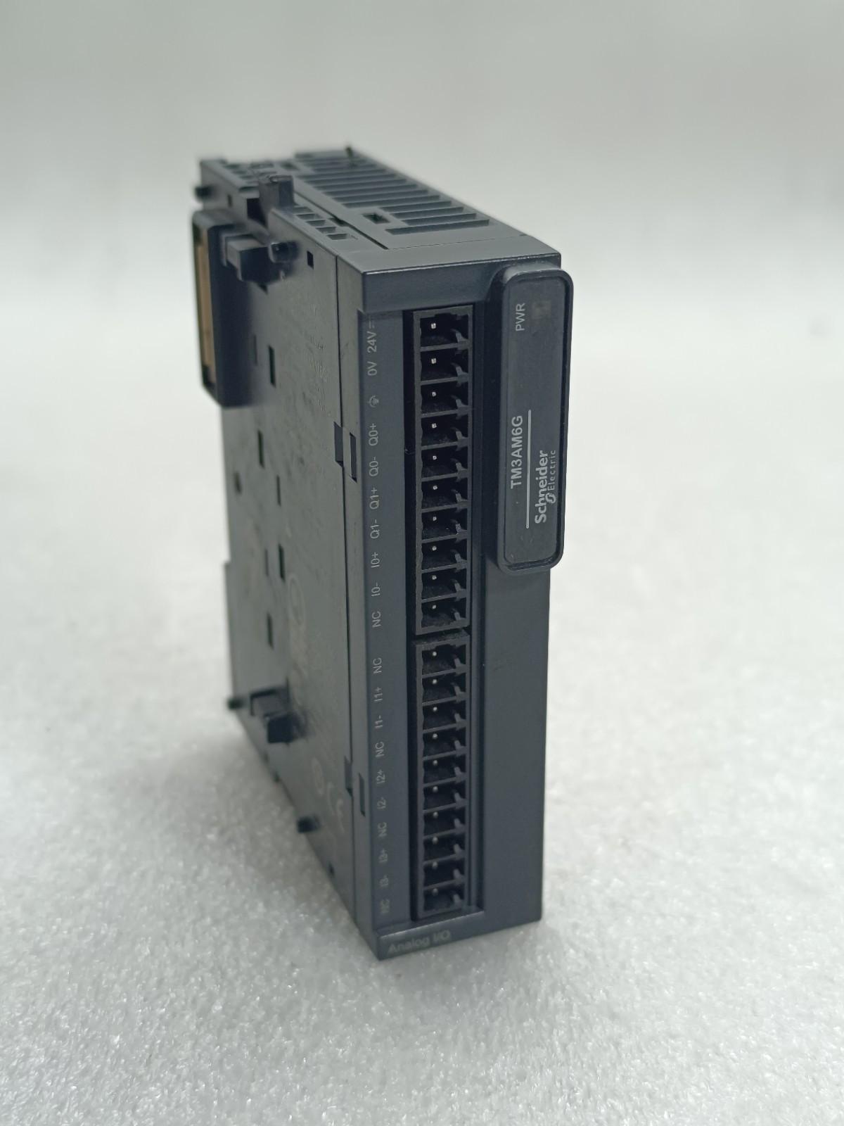 IO analog module, Modicon TM3, 4 inputs, 2 output, spring, 24V DC