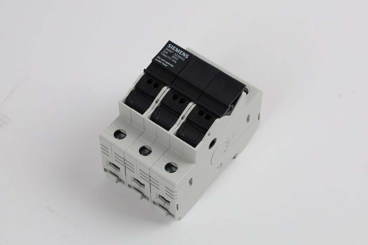FUSE HOLDER, 3-P, 32A, 600V, CLASS CC FUSE