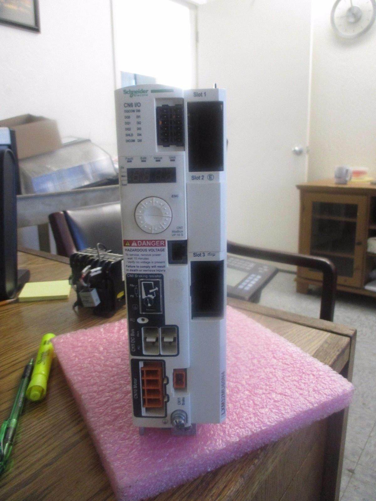 motion servo drive, Lexium 32, 6A, three phase, supply voltage 208 to 480V, 0.4kW